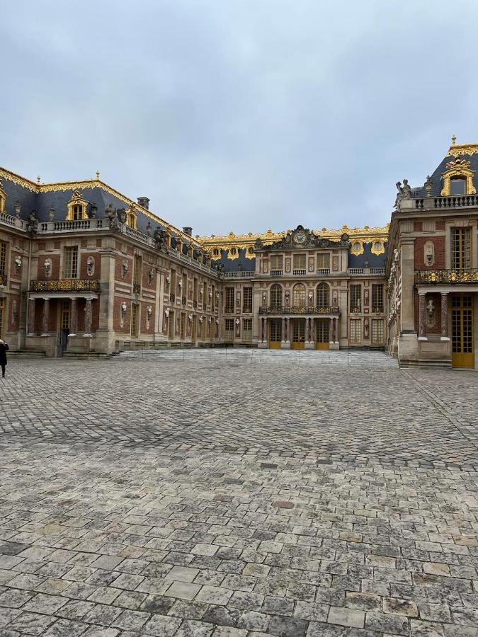 Near Castle Of Versailles Cozy Room With Breakfast And Parking Exteriör bild
